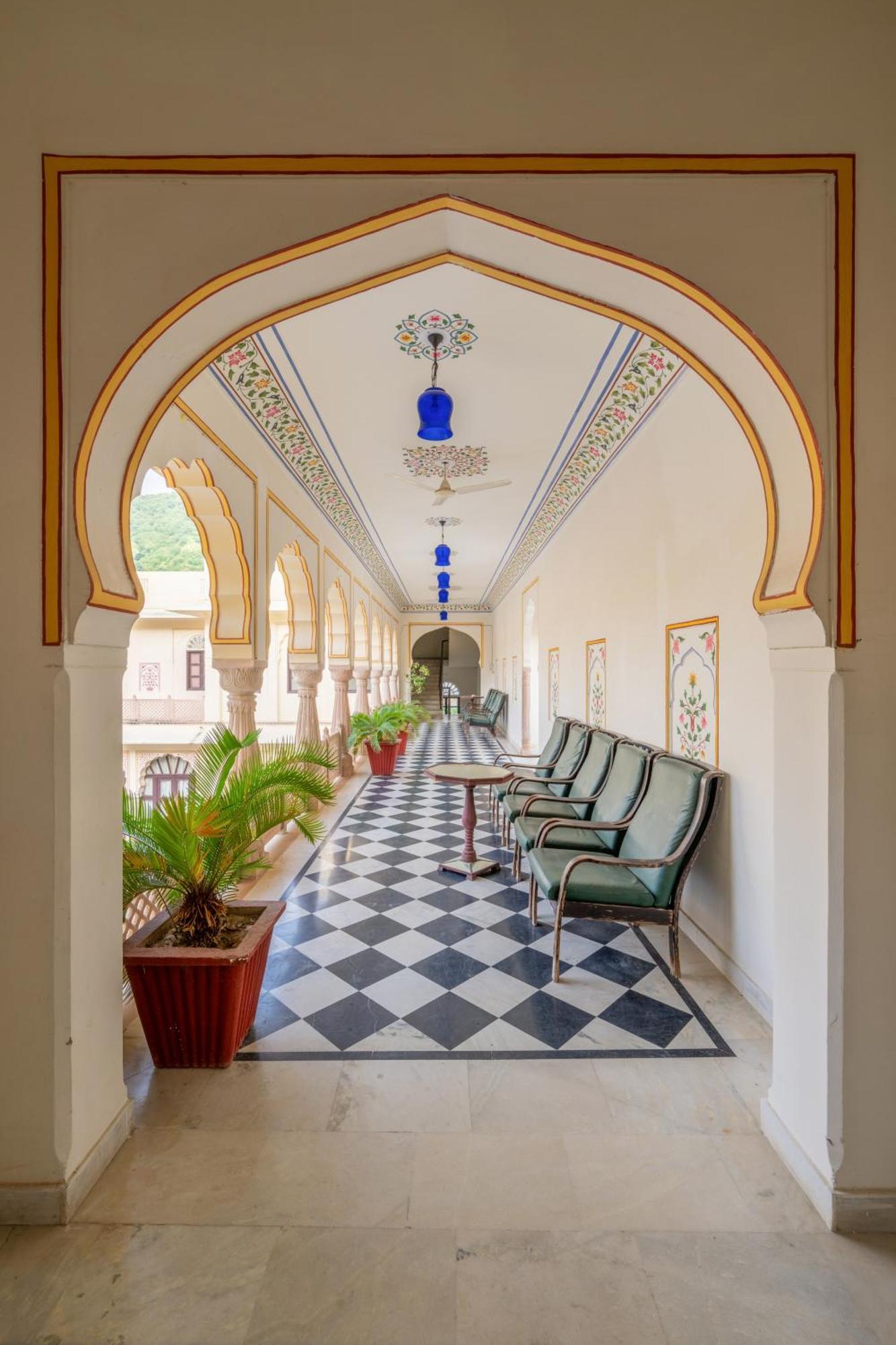 Dhulagarh Heritage Palace Hotel Near Jaipur Banskhoh ภายนอก รูปภาพ