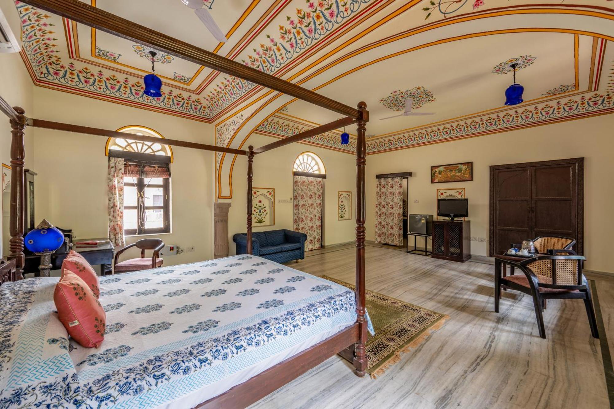 Dhulagarh Heritage Palace Hotel Near Jaipur Banskhoh ภายนอก รูปภาพ