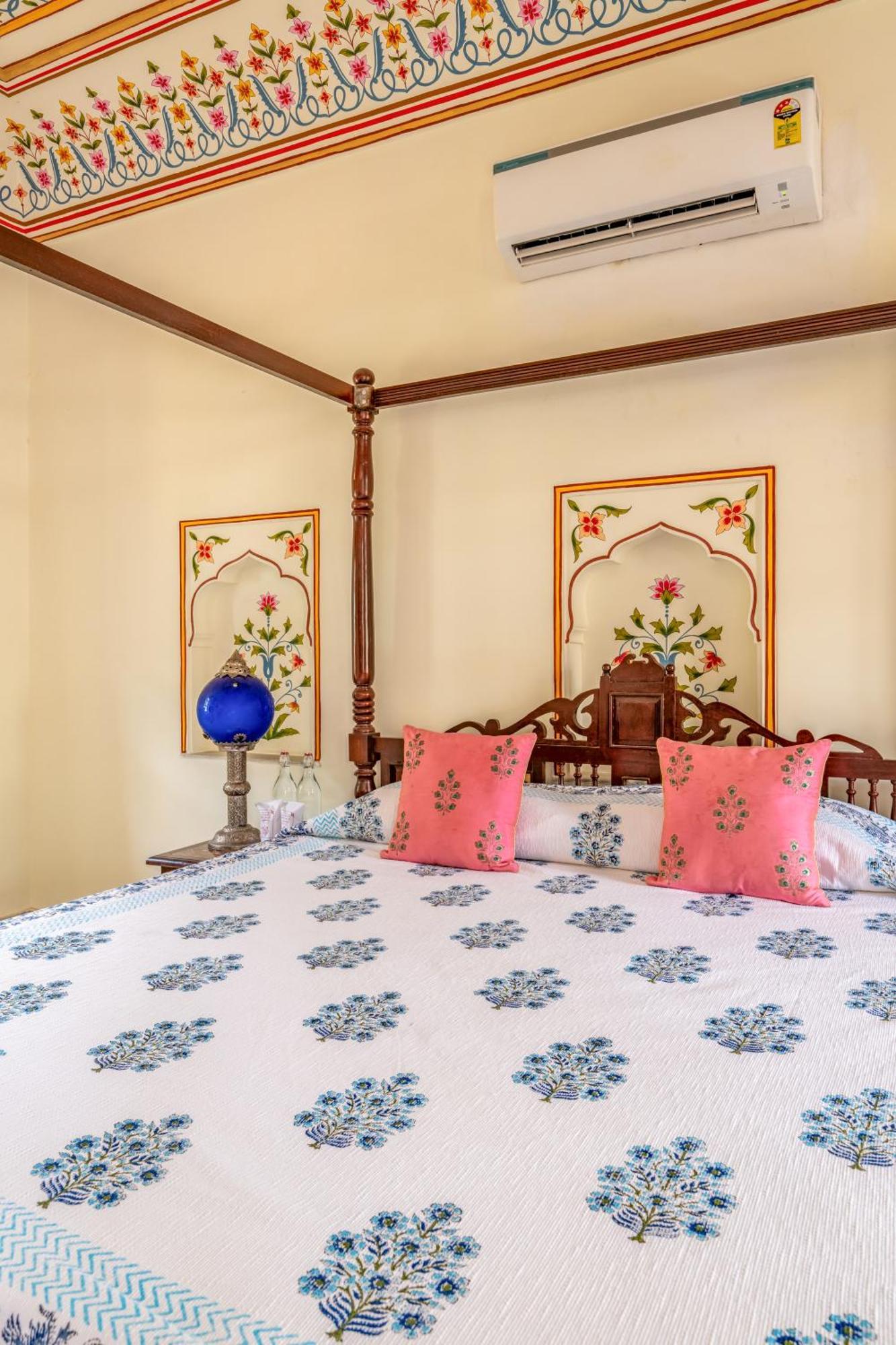 Dhulagarh Heritage Palace Hotel Near Jaipur Banskhoh ภายนอก รูปภาพ